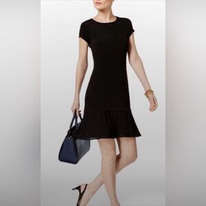 NWT Michael Kors Women’s Black Crew Neck Short Sleeve Pleated Hem Dress SzP/S